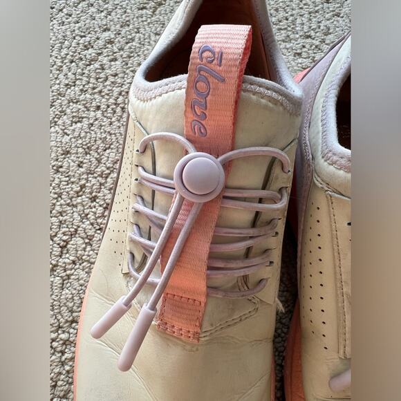 Clove Limited Edition Classic Sneakers In Peach
Quartz nursing shoe Size 8.5 - Picture 9 of 9